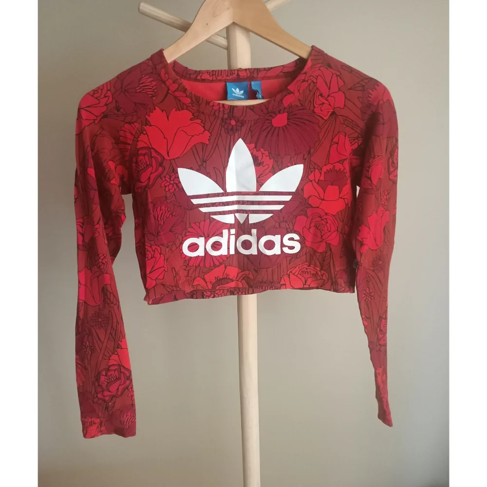 ADIDAS ORIGINALS Red Floral Longsleeve Crop *Size 10* - Picture 4 of 4